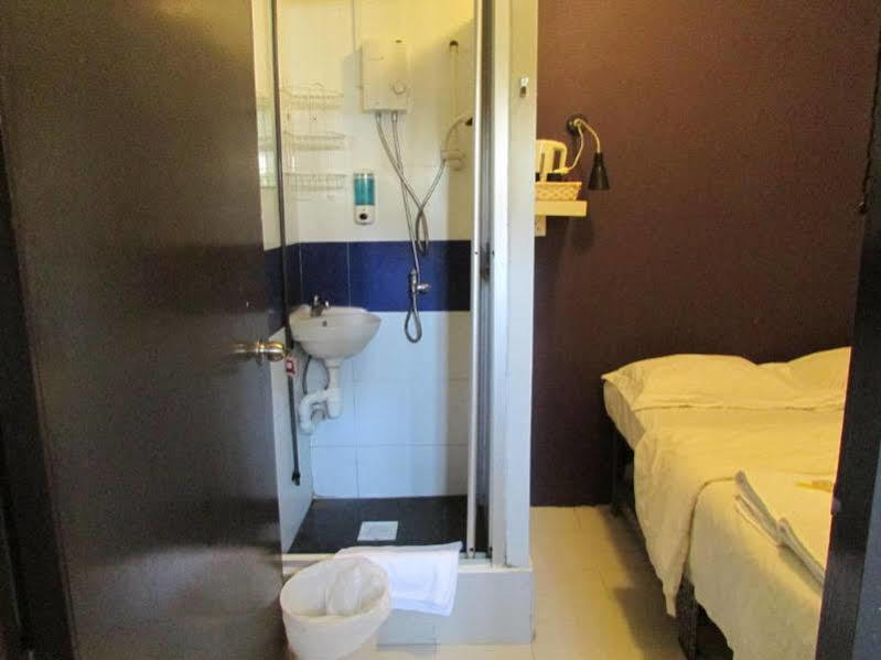 Cube Family Boutique Capsule Hotel At Chinatown Singapore Exterior photo
